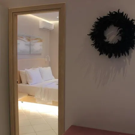 Holiday home The Rock Luxury Homes *