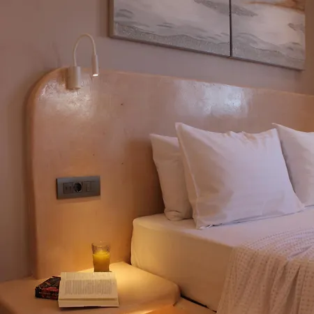 The Rock Luxury Homes Holiday home *